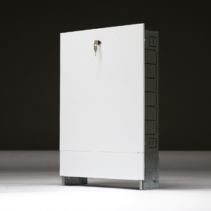 Шкаф распределительный встраиваемый МТК ШРВ-5, для коллектора до 16-ти отводов, 670х125х1044